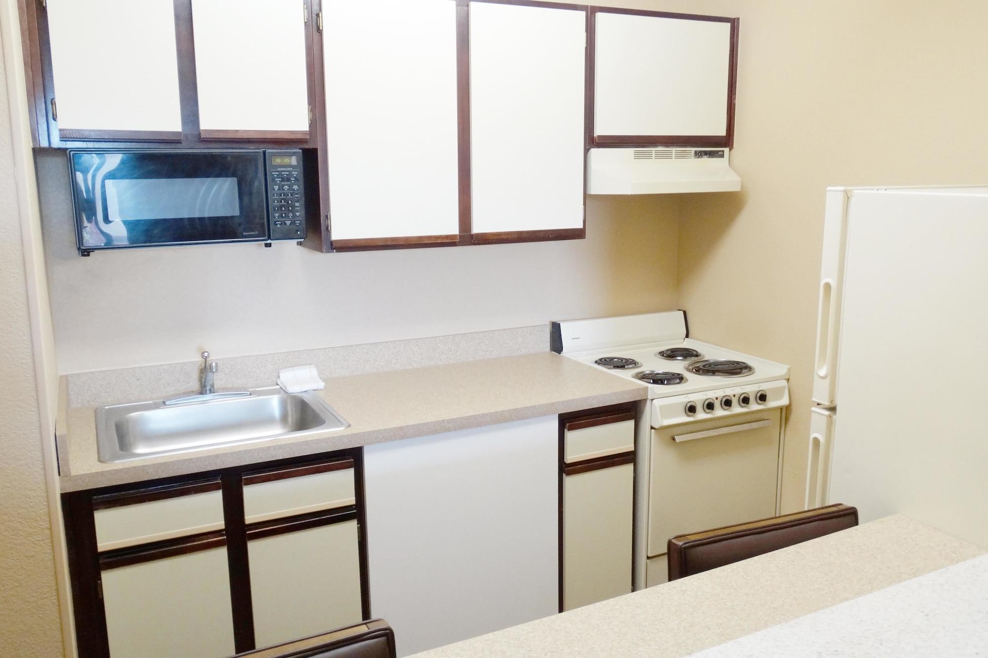 Extended Stay America Select Suites - Rockford - State Street Exteriör bild