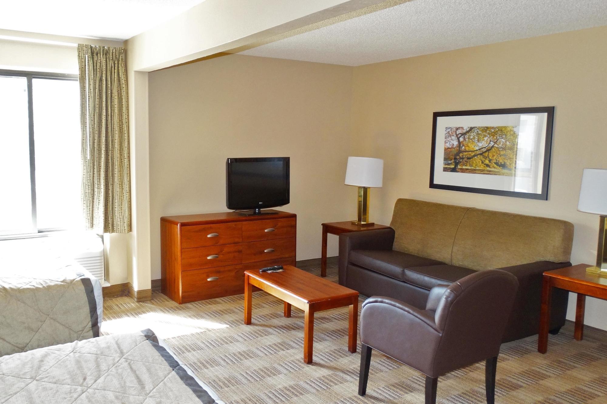 Extended Stay America Select Suites - Rockford - State Street Exteriör bild