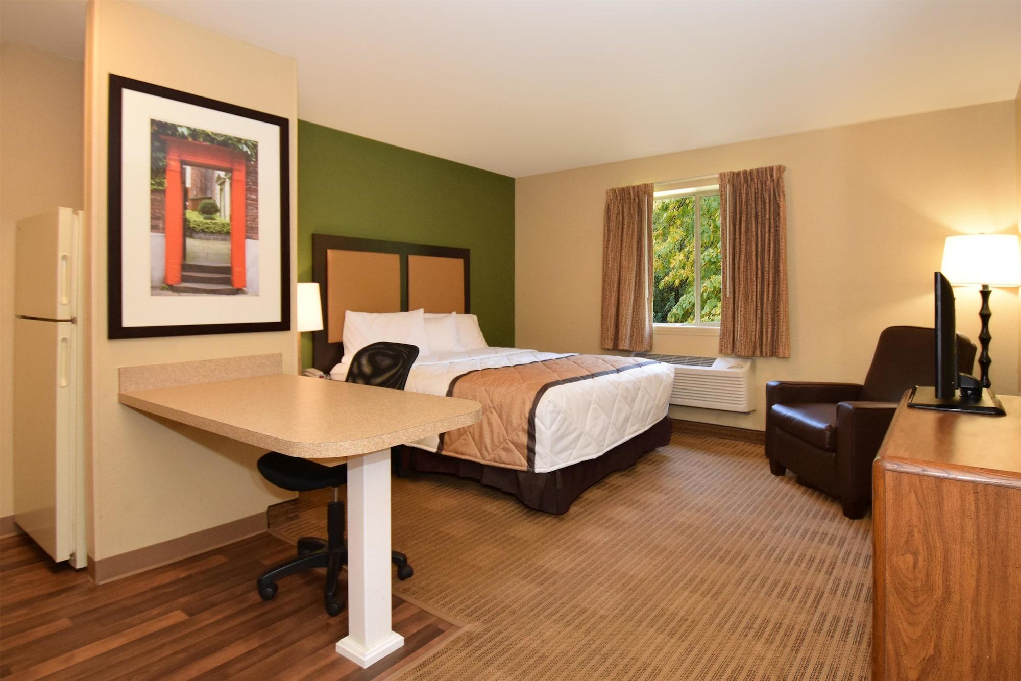 Extended Stay America Select Suites - Rockford - State Street Exteriör bild