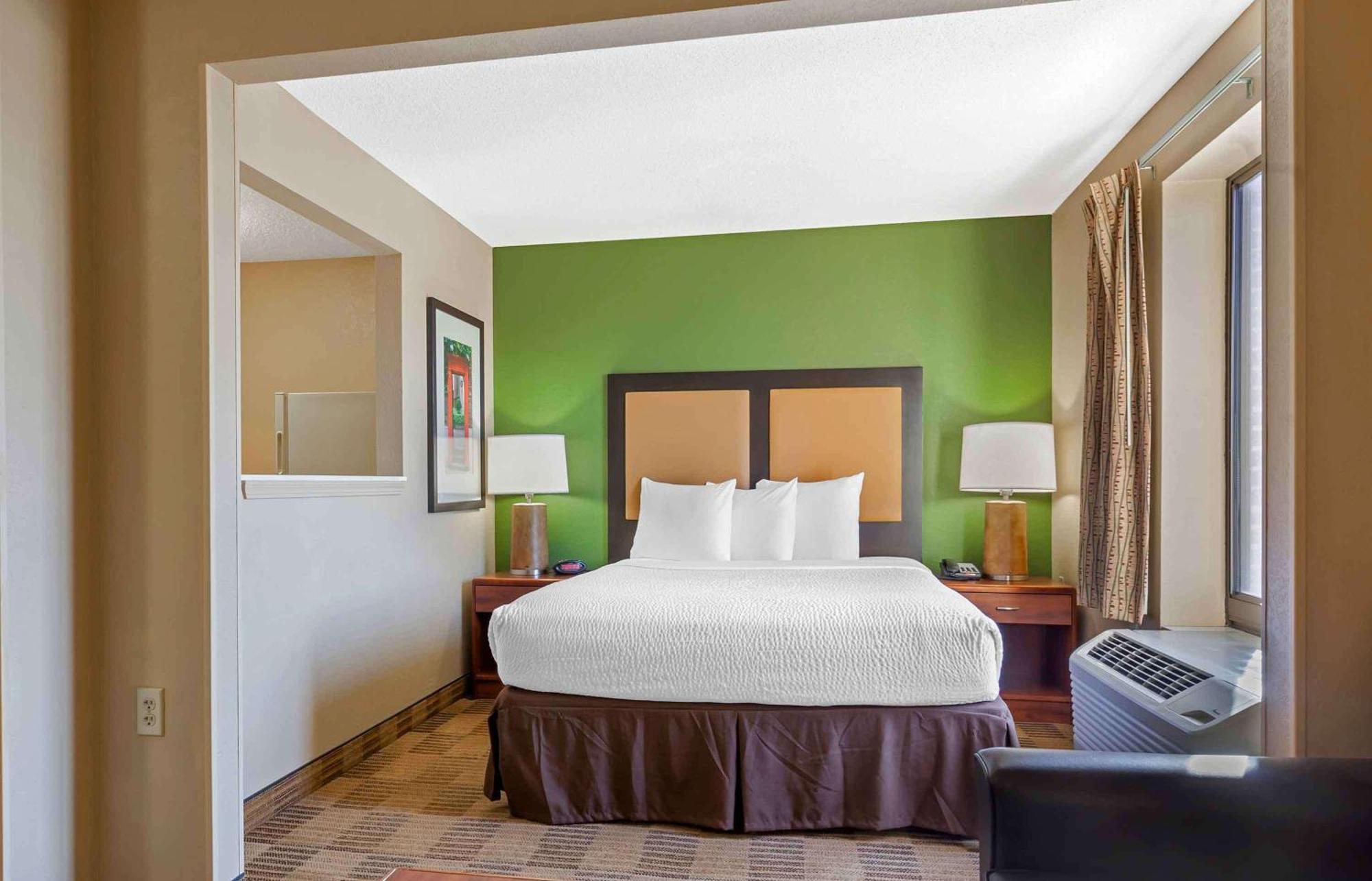Extended Stay America Select Suites - Rockford - State Street Exteriör bild