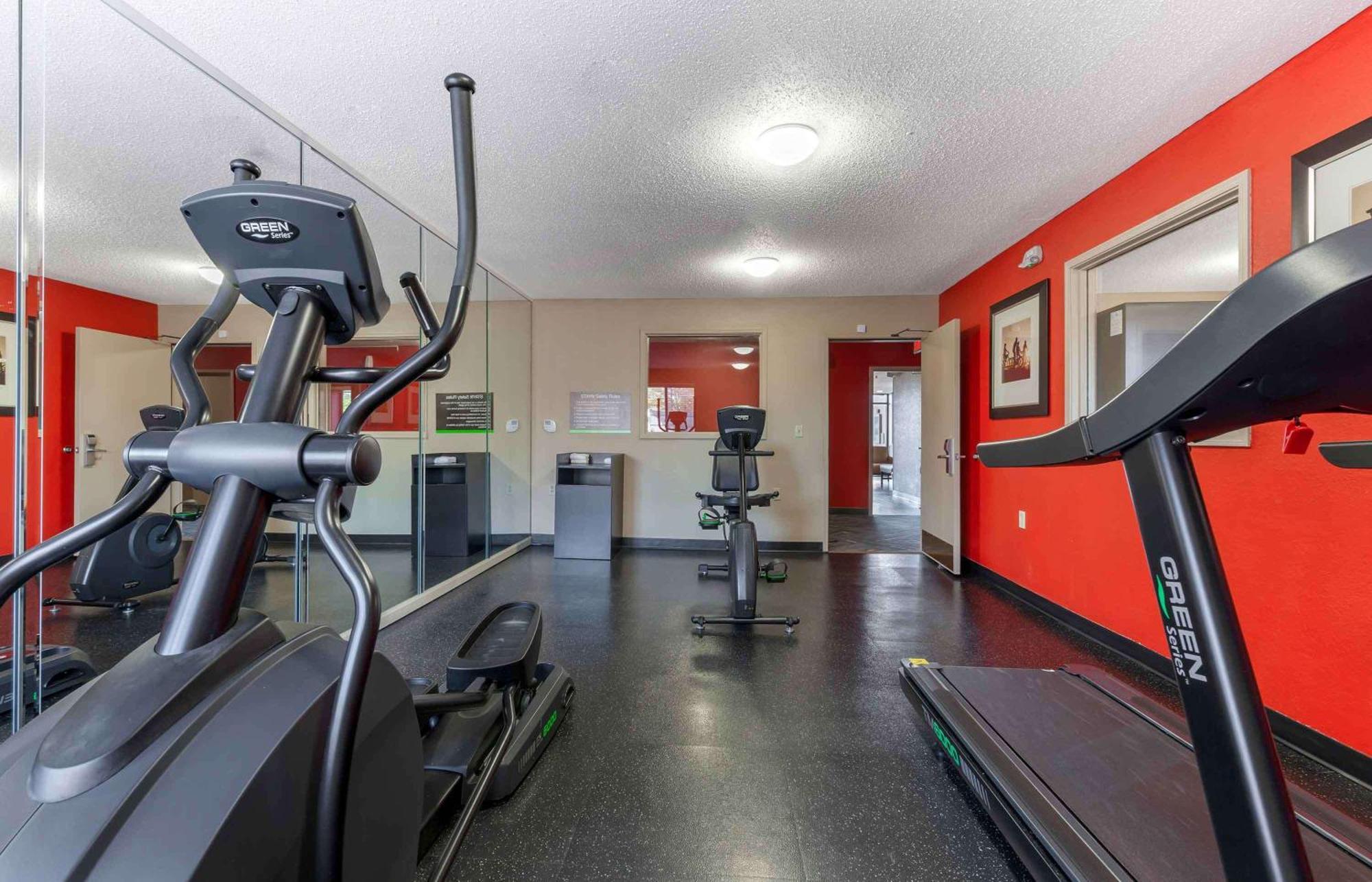 Extended Stay America Select Suites - Rockford - State Street Exteriör bild