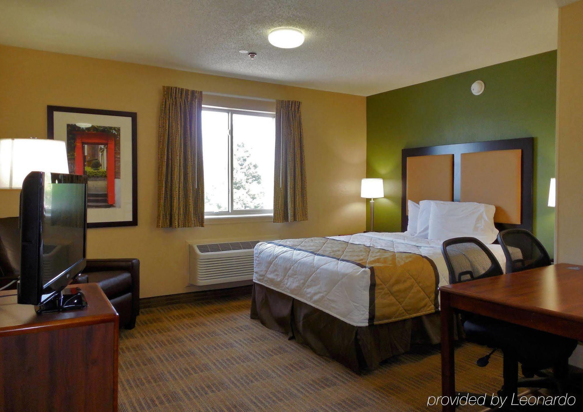 Extended Stay America Select Suites - Rockford - State Street Exteriör bild